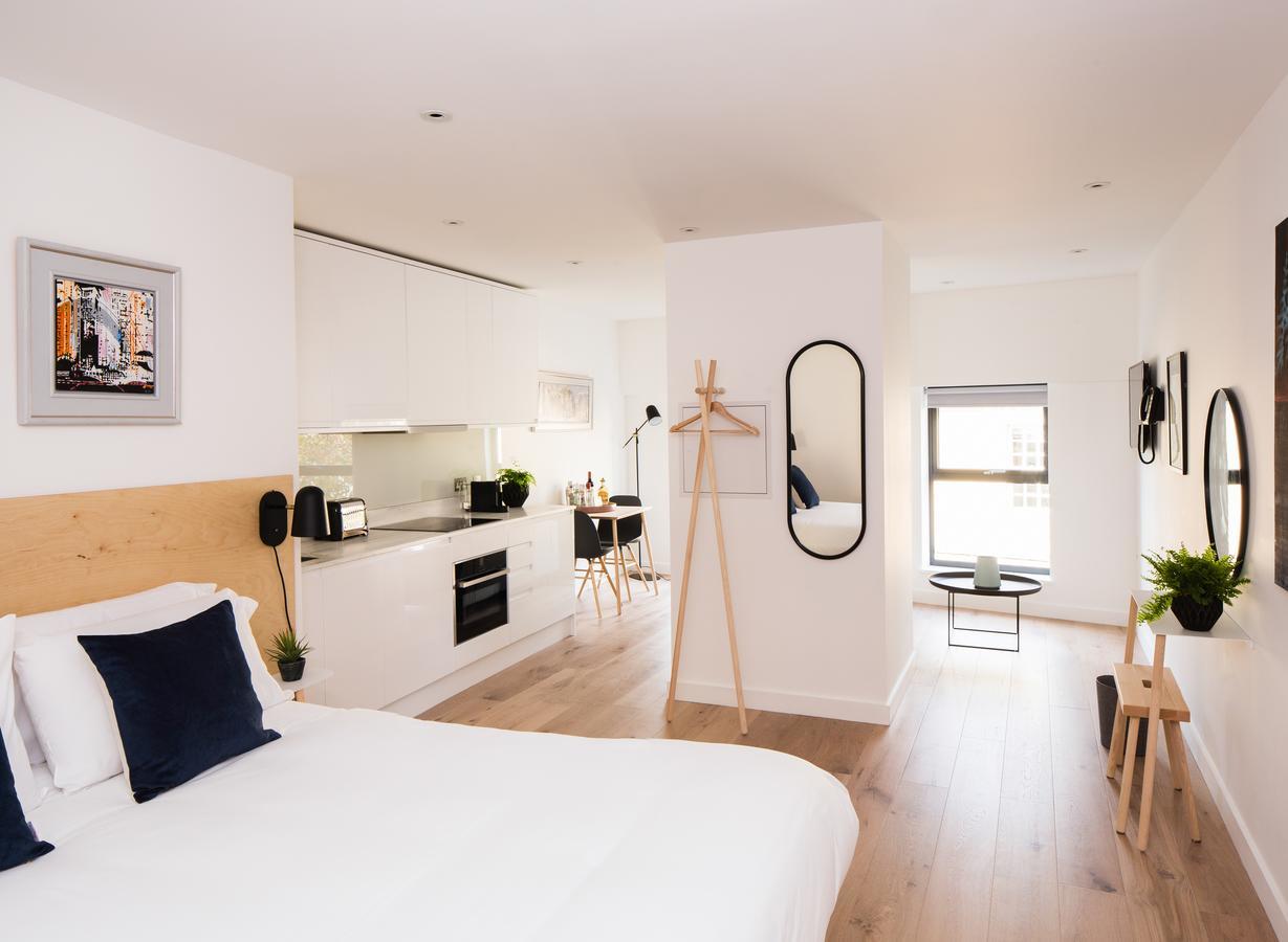 Hiding Space Westgate Apartments Bath Esterno foto